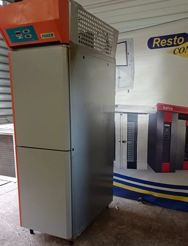 Armoire de fermentation 400x800 d'occasion