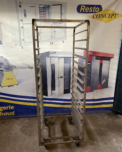 chariot pour four 600x800